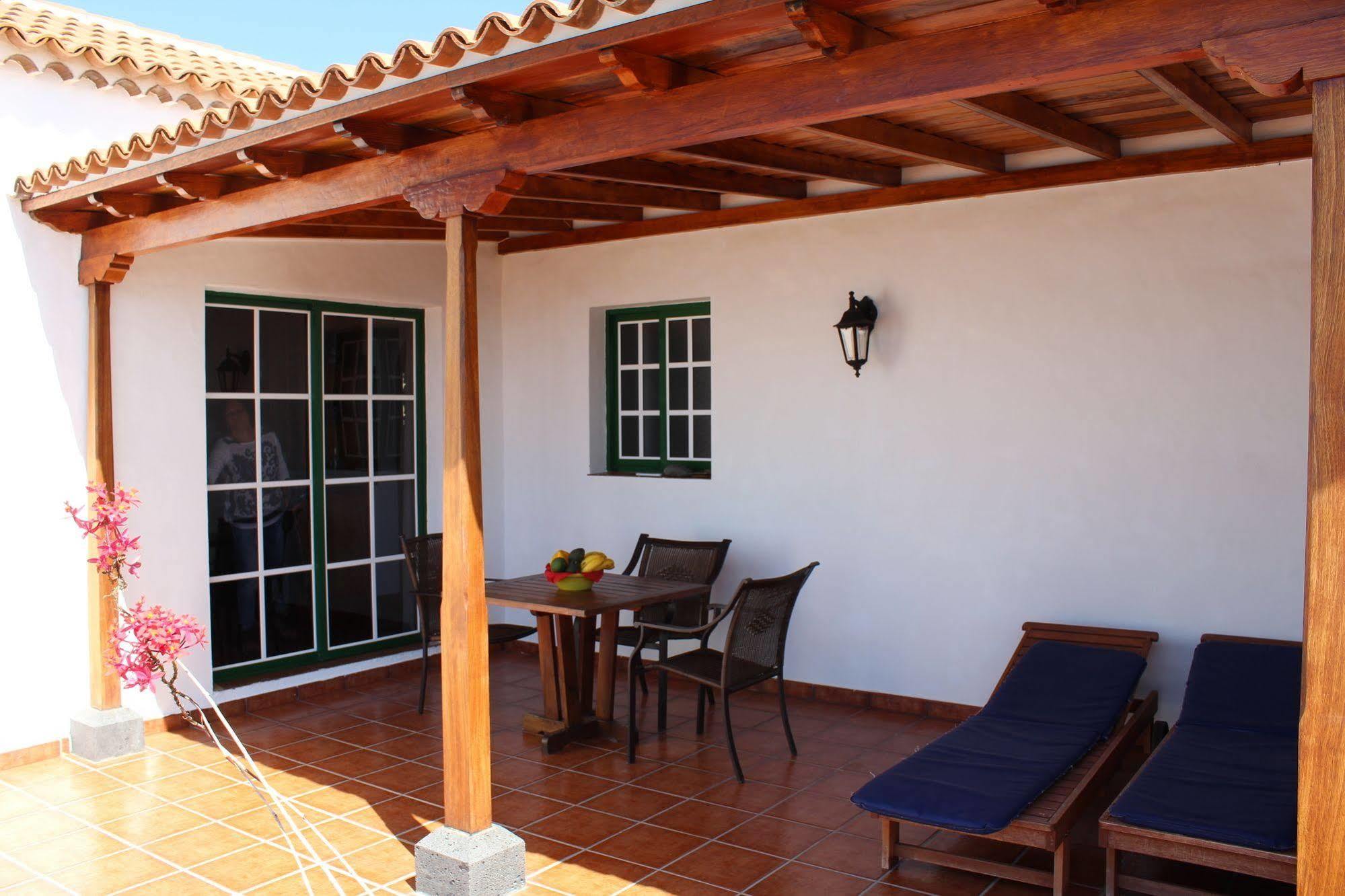 Casa La Majada (Adults Only) Guest House ลอสยานอส เด อารีดาเน ภายนอก รูปภาพ